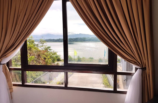 Veranda Suites and Restaurant