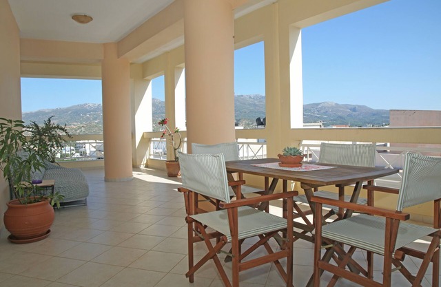 Veranta DownTown Sitia - 2min from Beach/Centre