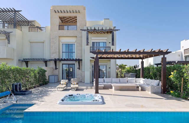 VESTA - Luxury Villa - 3BR - Ancient Sands
