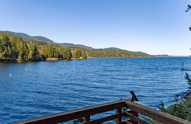 Views of Triton Cove w Private Beach! Pet Friendly