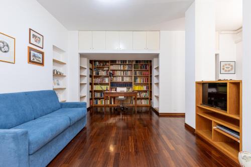 Vigentina 80s Apartment