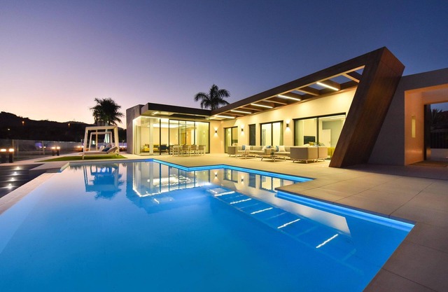 Villa Salobre Lux | Luxury Retreat in Gran Canaria | Private Outdoor Pool | BBQ.