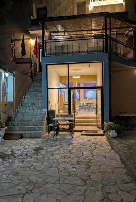 Vila Kastriotet-Hotel