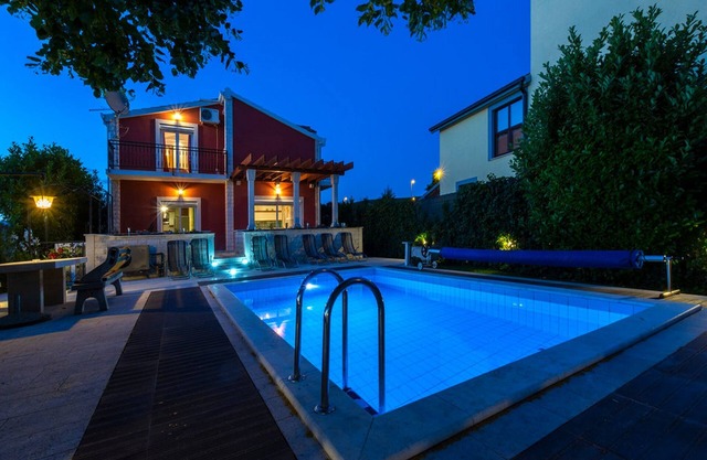 Villa Šušnjara - Six Bedroom Villa with private pool