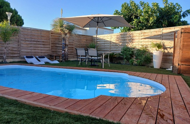 Villa 110m2 Avec Piscine Très Bonne Emplacement 10mn à Pied Plages et Commerces