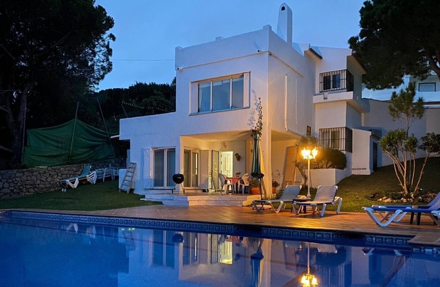 Villa 115 With Own Pool, Bahia De Casares, Costa Del Sol, Internet/TV