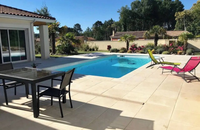 Villa 210 m2 swimming pool