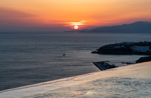 Villa 280 sqm, with a private pool, big terrace and an amazing view