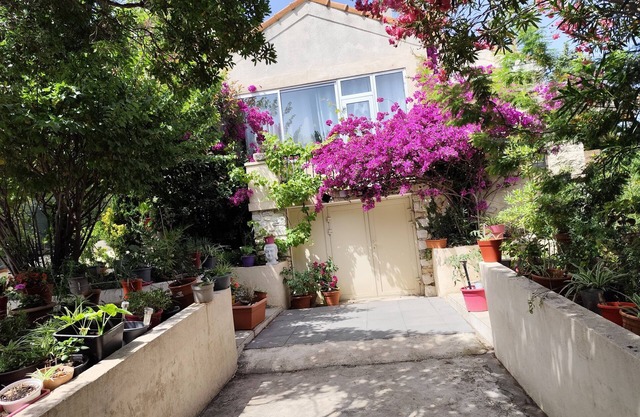 Villa 400m from Tulière beach