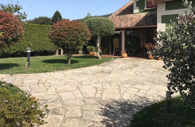 Villa 500 meters from the beach good sea views