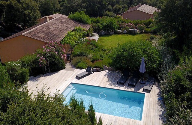 Villa 6 - 8 people with private heated pool in Porto Vecchio