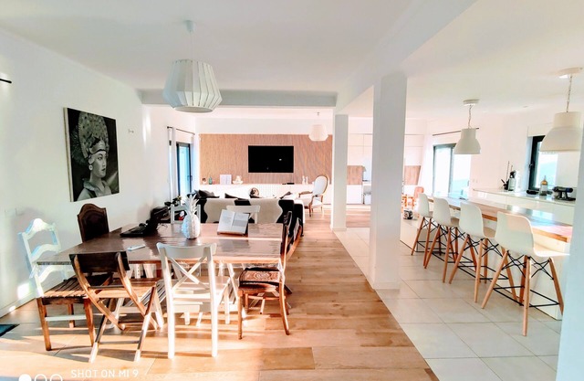 Villa 800m from Fisherman's Port of Santa Luzia and beaches