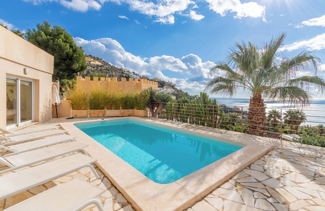 Villa "Altea Hills Villa Noruega" with Mountain View, Pool, Wi-Fi, Garden & Terrace