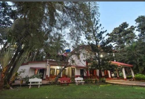 Villa Amberstone Retreat