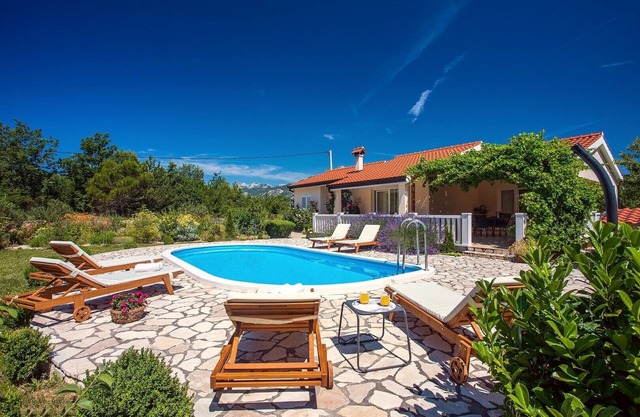 VILLA ANA - 3 bedroom villa with private pool and unspoiled natural environment