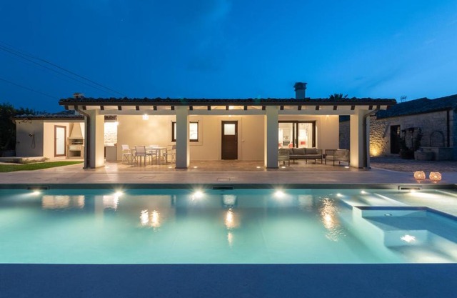 Villa Angelina - IsulaTravel