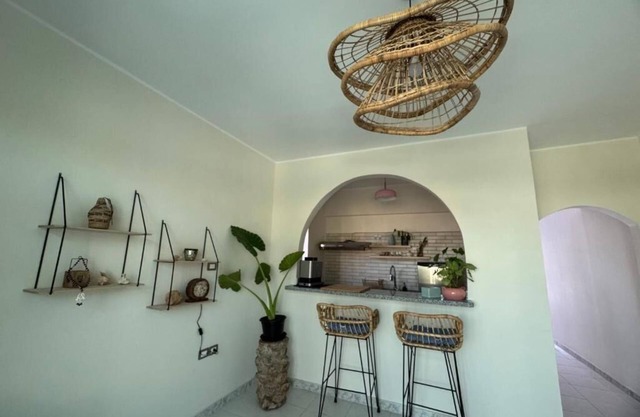 Villa Anna & Snake - One-Bedroom Apartment with Sea View and Terrace