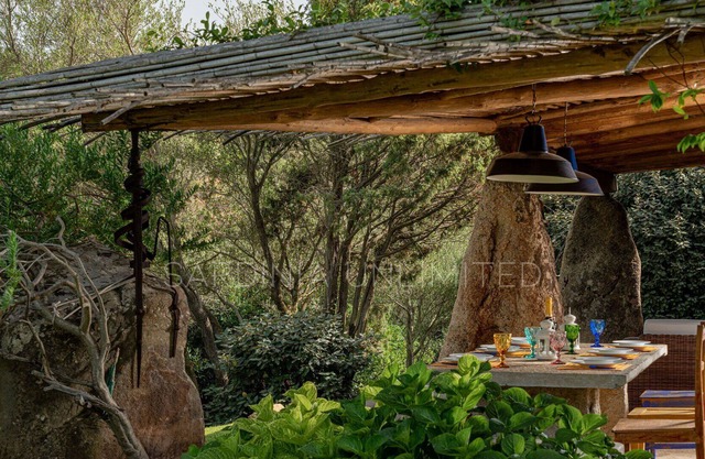 Villa Antares: a splendid garden in the center of the Costa Smeralda.