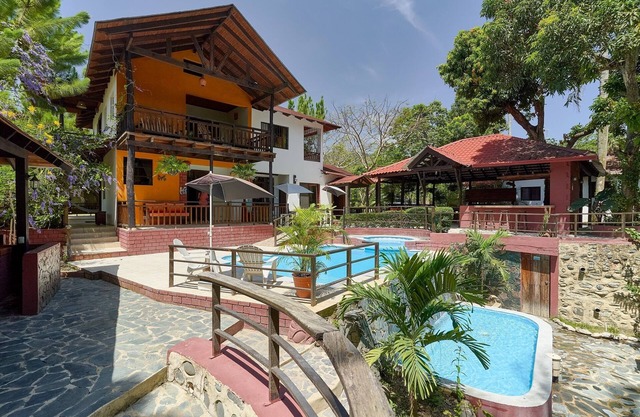 Villa Bayacanes with swimming pools, gazebos, bar, billiards