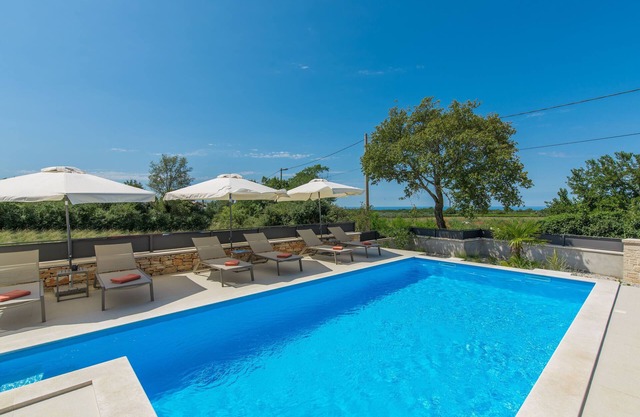 Villa Billy (V0351-K1) - Kastelir