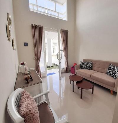 Villa Blossom Kayana Regency E7