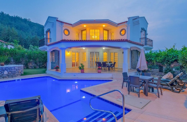 Villa Bremar ( 3 Bedroom Duplex Villa, Sleeps up to 6 Guests)