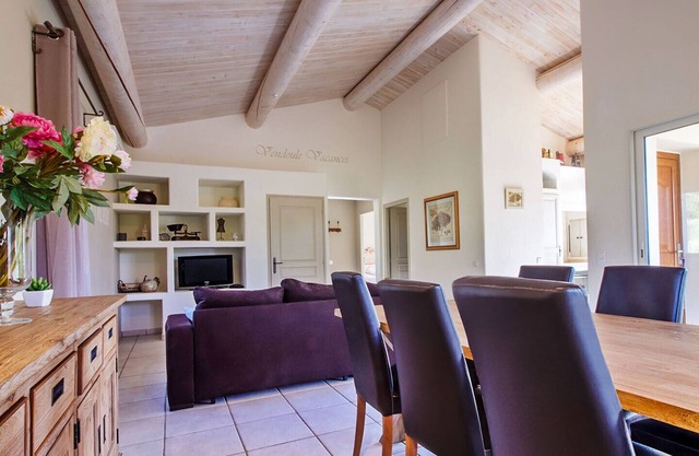 Villa Chenin - private terrace and garden