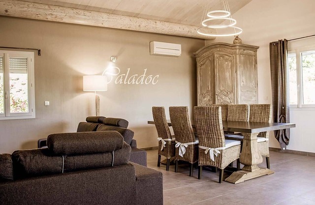Villa Caladoc - private pool and terrace