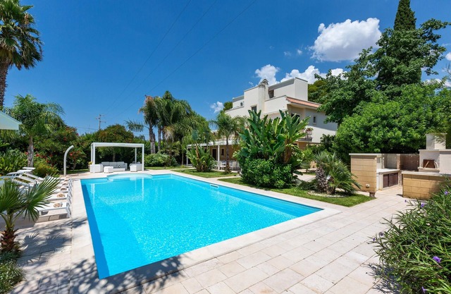 Villa Carra by Perle di Puglia