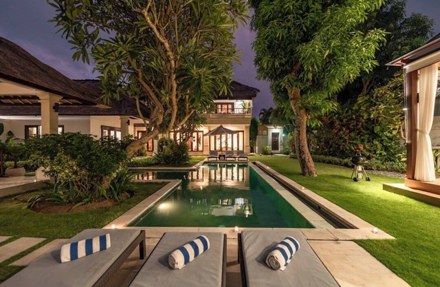 Villa Cemara 4BR Private Pool VIlla by Villa Bugis