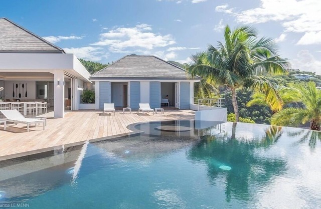 Villa Coco | Beach View - Located in Beautiful Lorient Beach with Private Pool