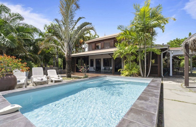 Villa Colibri - Three Bedroom Villa, Sleeps 6