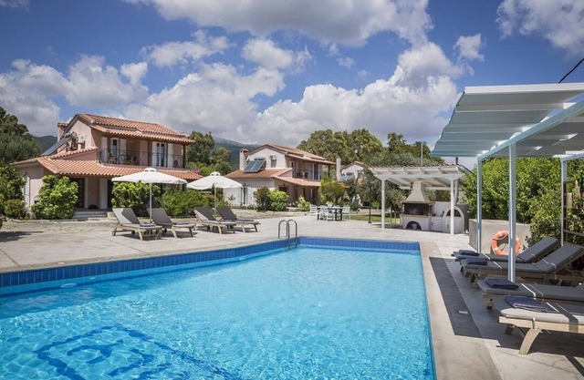 Villa Deja (Emily Villas Complex)