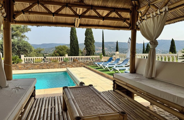 Villa des Cyprès property magnificent secure and peaceful private parking lot