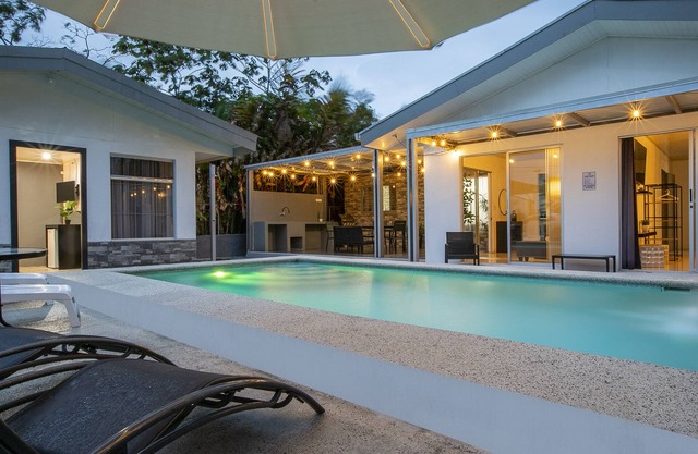 Villa Diriá La Fortuna - Downtown Home