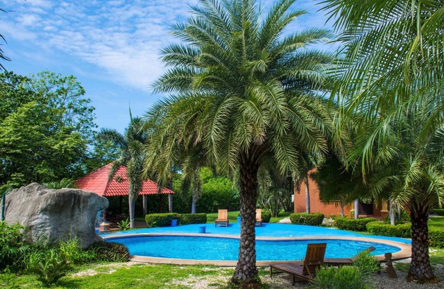 Villa Dulce Sueños, short walk to the Beach!