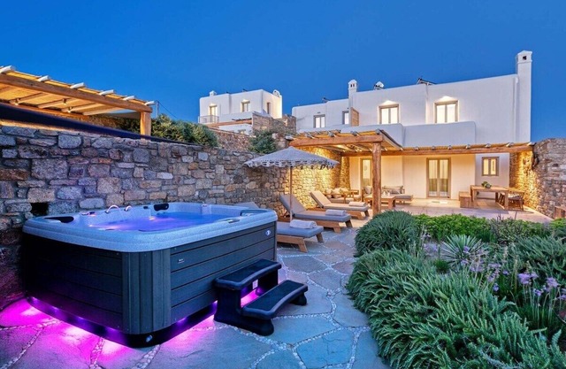 Villa El Corazon Outdoor Jacuzzi Sea View 4BR