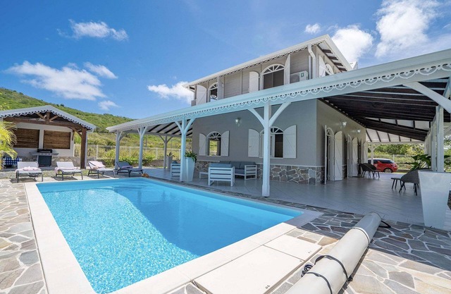 Villa Eldorado - Four Bedroom Villa, Sleeps 8