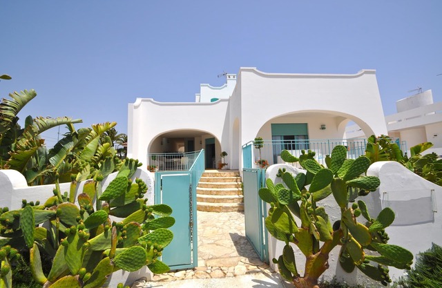 Villa Esador by BarbarHouse