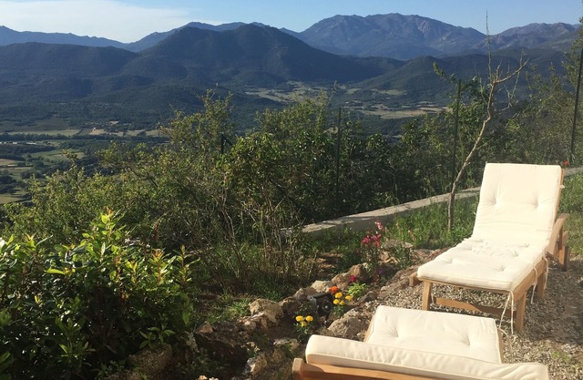 villa floor with magnificent views (15 min from the beaches)