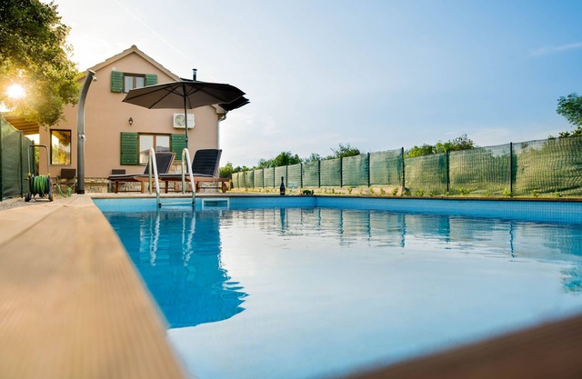 Villa G&P (ST) - Two-Bedroom Villa with Private Pool