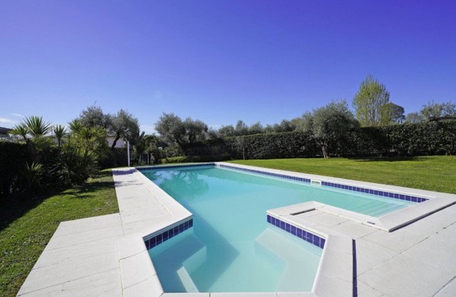 Villa Giuseppe | 4 Bedrooms | Private Pool, Garden & Barbecue | Spacious Living Areas with Open Kitchens | San Felice del Benaco | Brescia | Italy