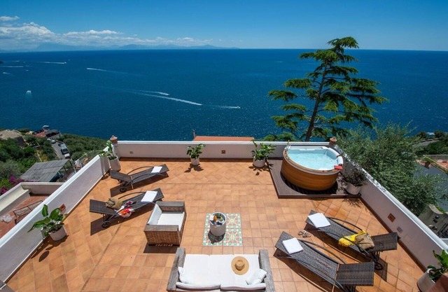 Villa Giuditta - Romantic Private Villa Near Town