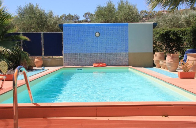 Villa Ilona - The artist's house with private pool and large garden