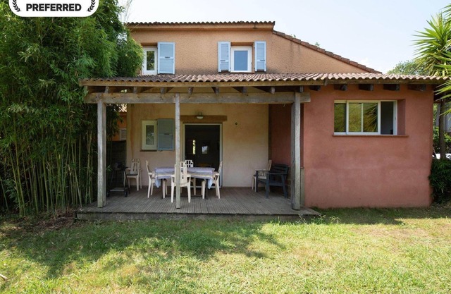 Villa in Poggio-Mezzana by the Beach