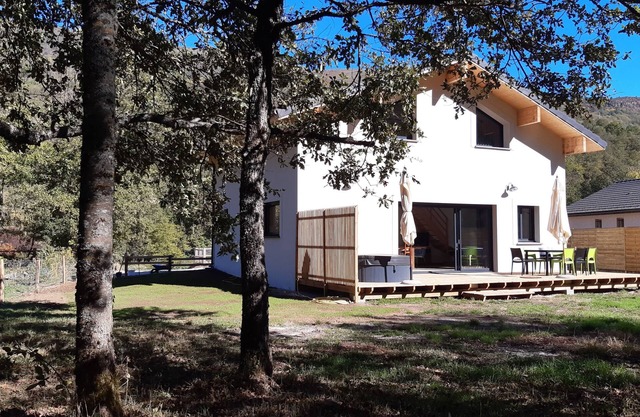 Villa in the heart of the Ax valleys with jacuzzi