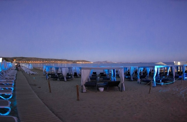 Villa in Vari/Varkiza 5 min to the beach 15 min from the Airport and Akropolis
