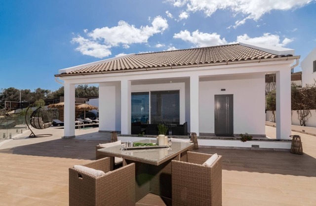 Villa in Zante with Private Pool & Sea Views