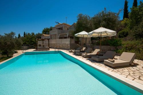 Villa Ionia with pool and sea view