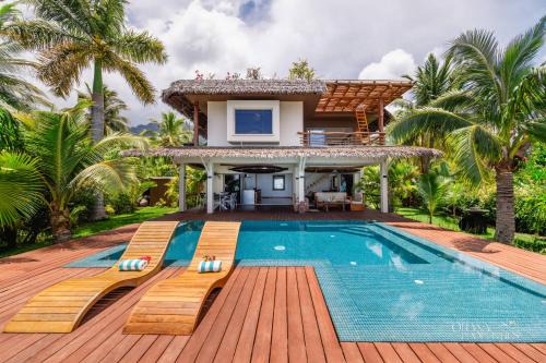 Villa Iti - 3BR Oceanfront Villa w Beautiful Pool